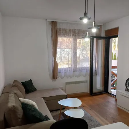 Felix 6 Apartment